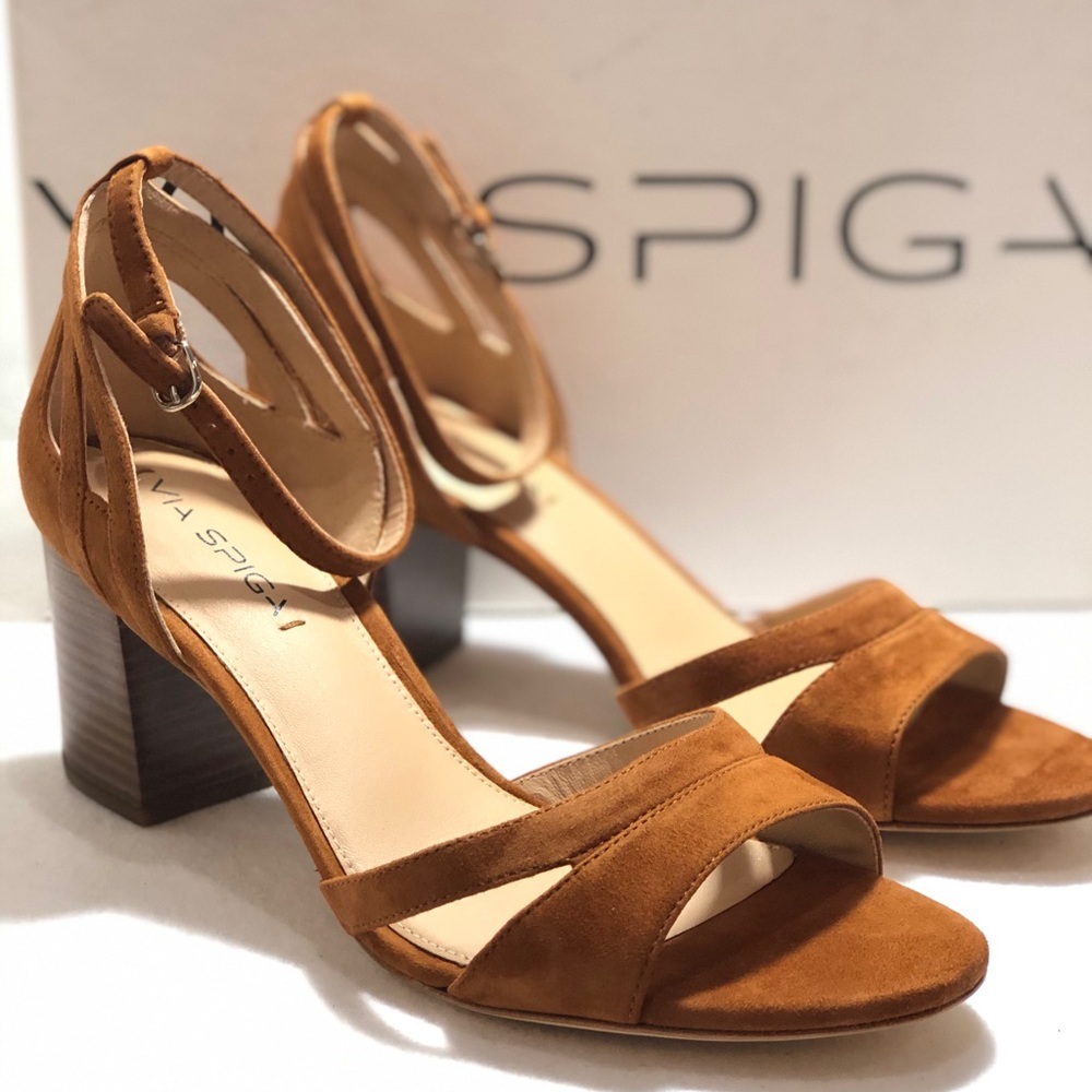 New Vía Spiga Christa Suede  Block Heel sandal 9